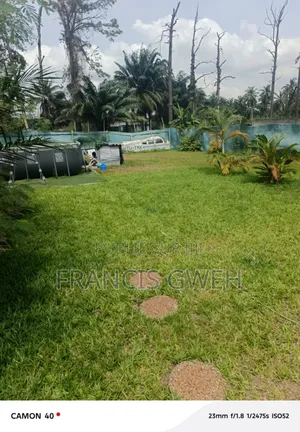 3chbre Villa dans Francis Gweh, Cocody à Louer