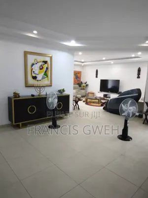 3chbre Appartement dans Francis Gweh, Cocody à Louer