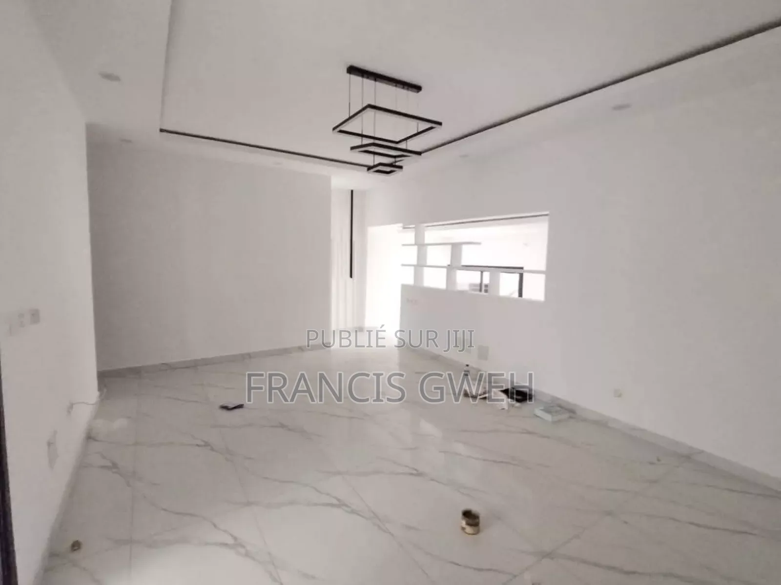 2chbre Duplex dans Francis Gweh, Cocody à Louer