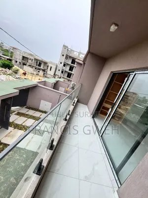5chbre Duplex dans Francis Gweh, Cocody à Vendre