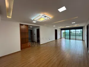 3chbre Appartement dans Francis Gweh, Cocody à Louer