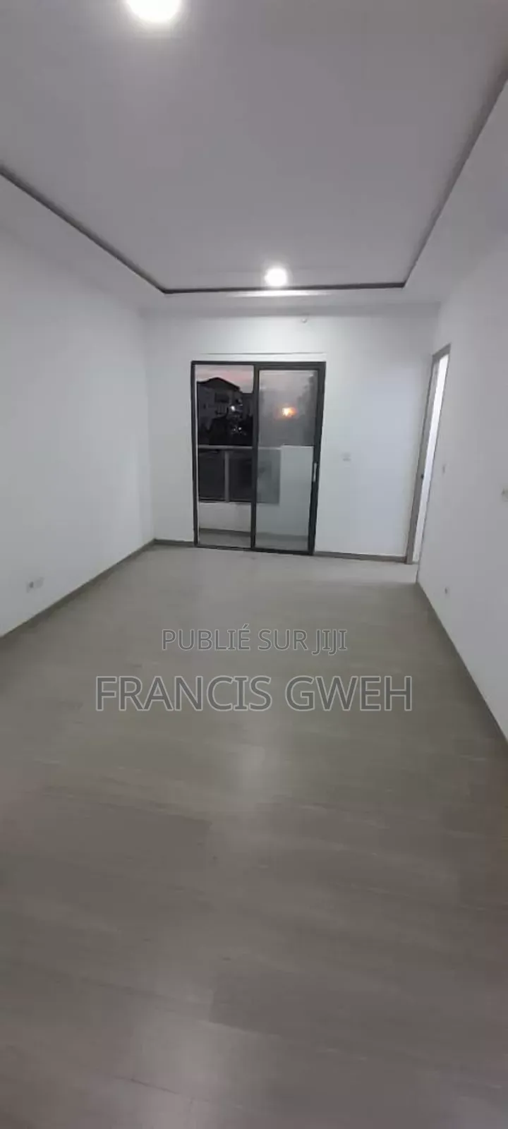 2chbre Appartement dans Francis Gweh, Cocody à Vendre