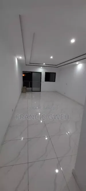 2chbre Appartement dans Francis Gweh, Cocody à Vendre