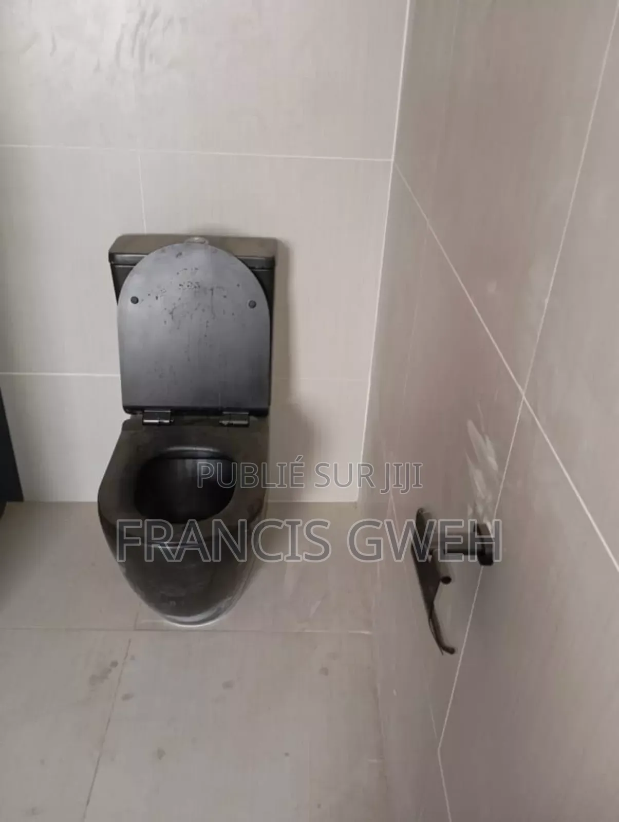 6chbre Duplex dans Francis Gweh, Cocody à Vendre