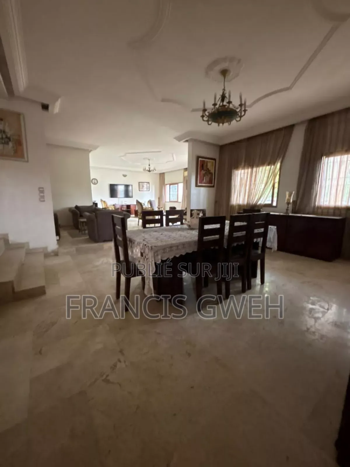 5chbre Duplex dans Francis Gweh, Cocody à Vendre