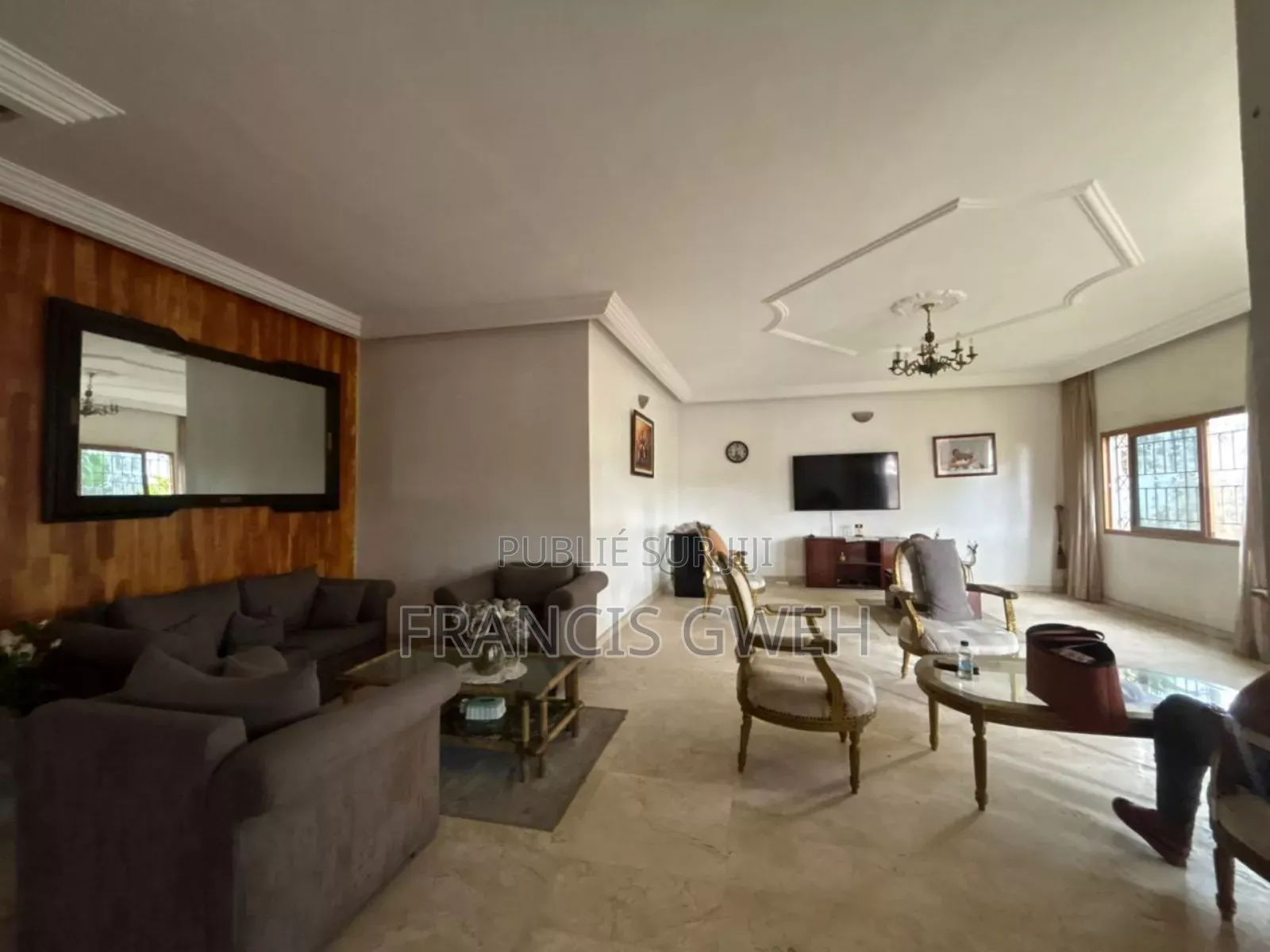 5chbre Duplex dans Francis Gweh, Cocody à Vendre