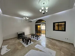 2chbre Appartement dans Francis Gweh, Cocody à Louer