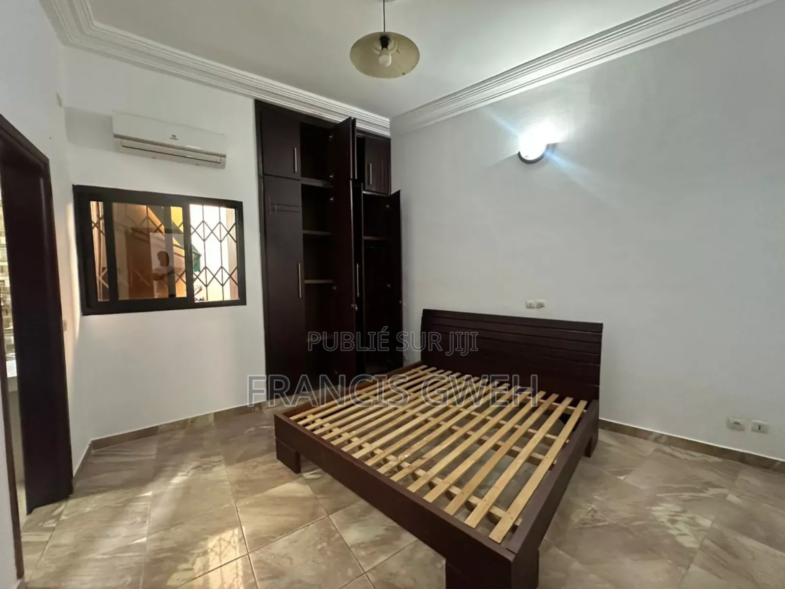 2chbre Appartement dans Francis Gweh, Cocody à Louer