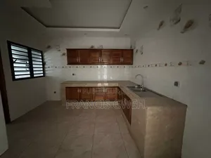 2chbre Appartement dans Francis Gweh, Cocody à Louer