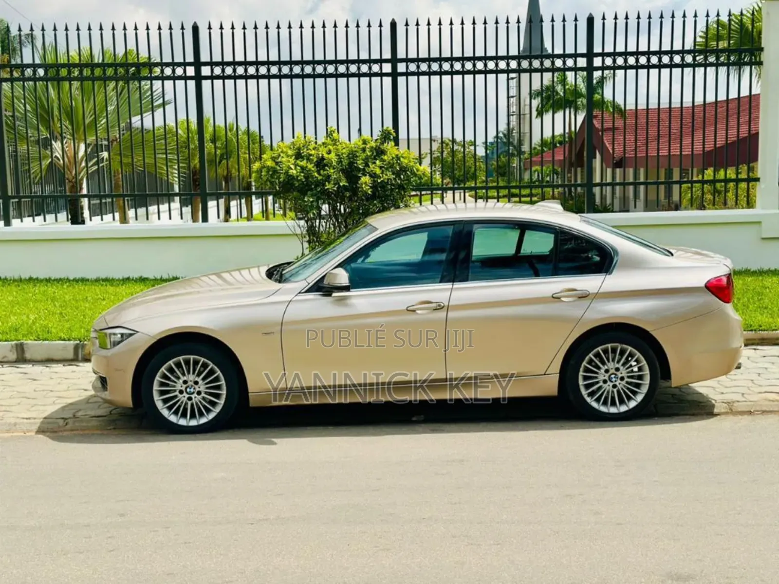 BMW 316i 2015 Beige