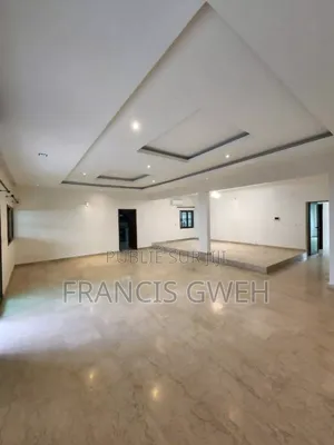 5chbre Duplex dans Francis Gweh, Cocody à Louer