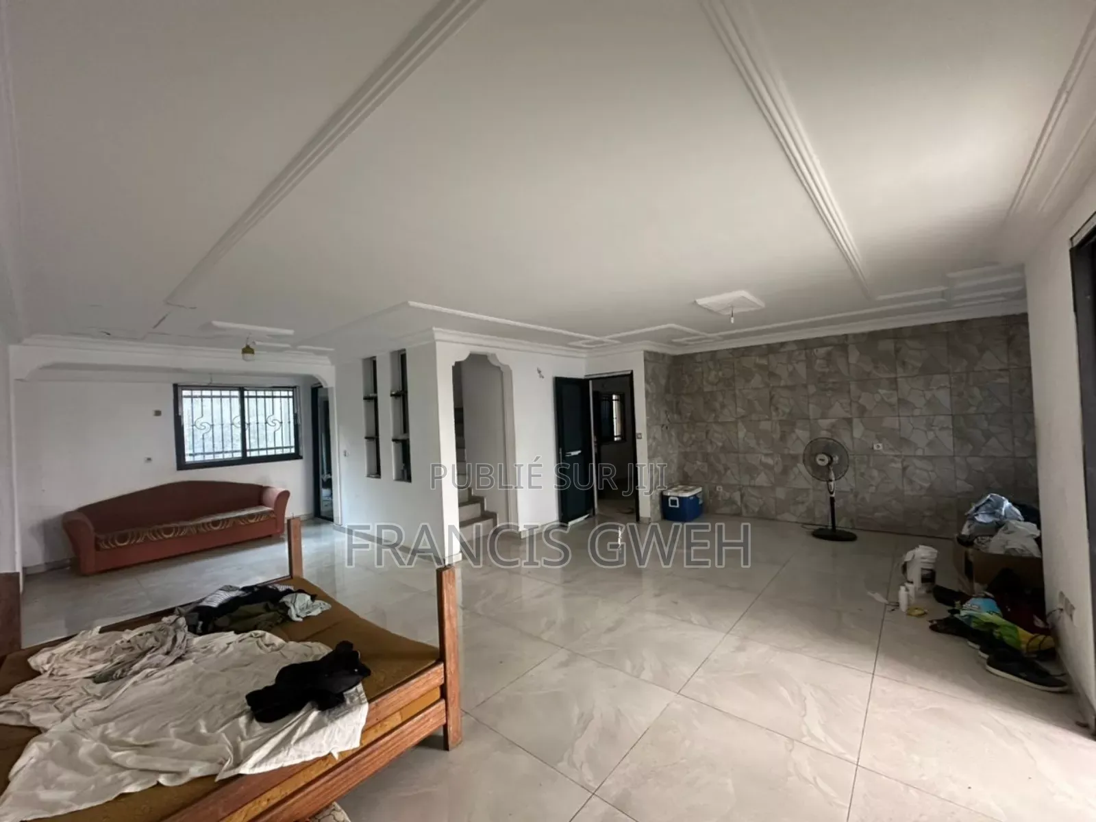 5chbre Duplex dans Francis Gweh, Cocody à Vendre