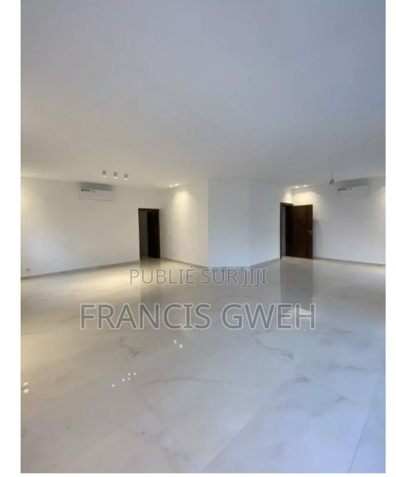 4chbre Duplex dans Francis Gweh, Cocody à Louer