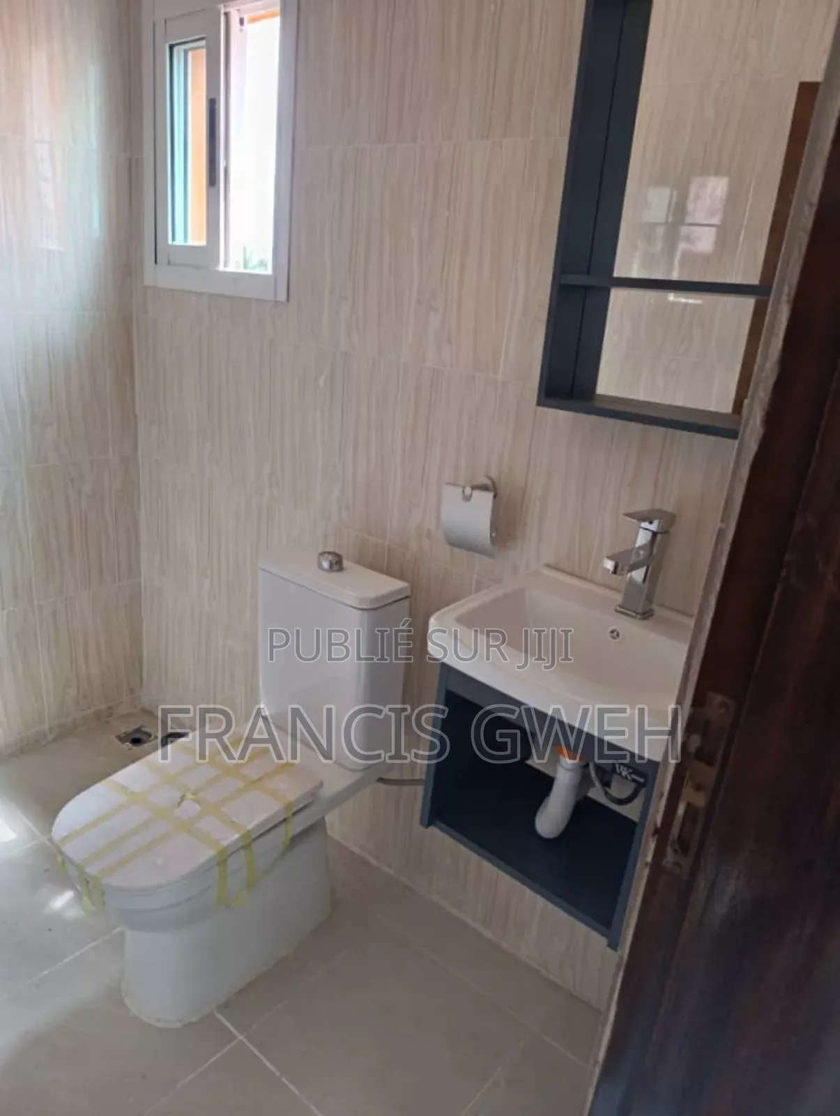 3chbre Duplex dans Francis Gweh, Cocody à Vendre