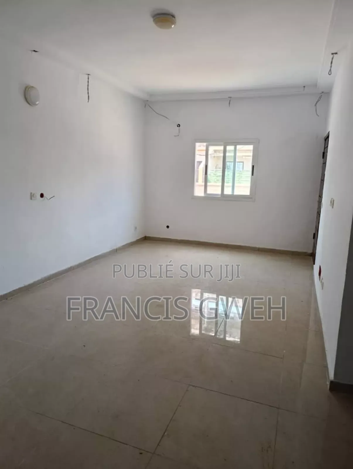 3chbre Duplex dans Francis Gweh, Cocody à Vendre