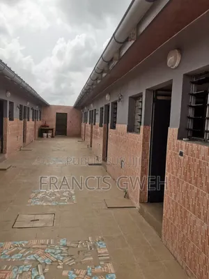 1chbre Chambre et salon dans Francis Gweh, Cocody à Vendre