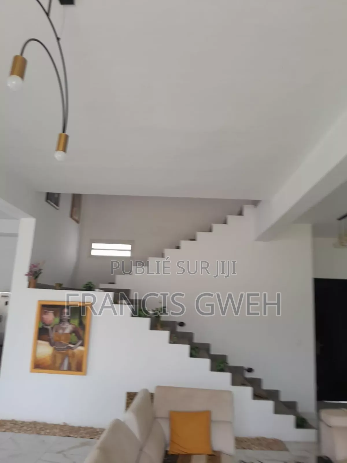 8chbre Duplex dans Francis Gweh, Cocody à Louer