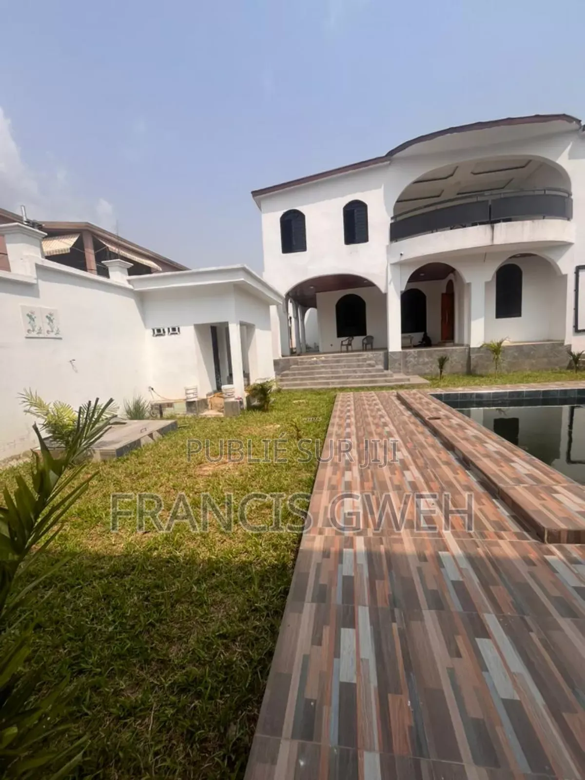 7chbre Duplex dans Francis Gweh, Cocody à Louer