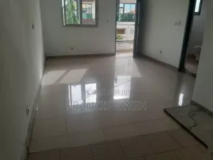 5chbre Duplex dans Francis Gweh, Cocody à Vendre
