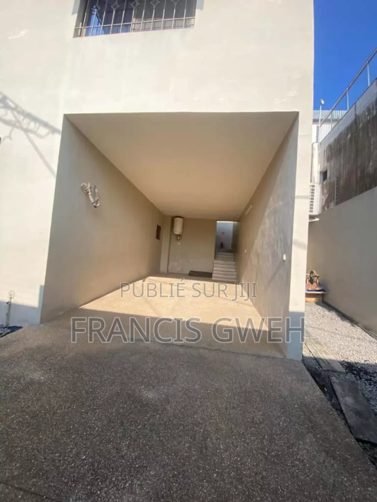 4chbre Duplex dans Francis Gweh, Cocody à Vendre