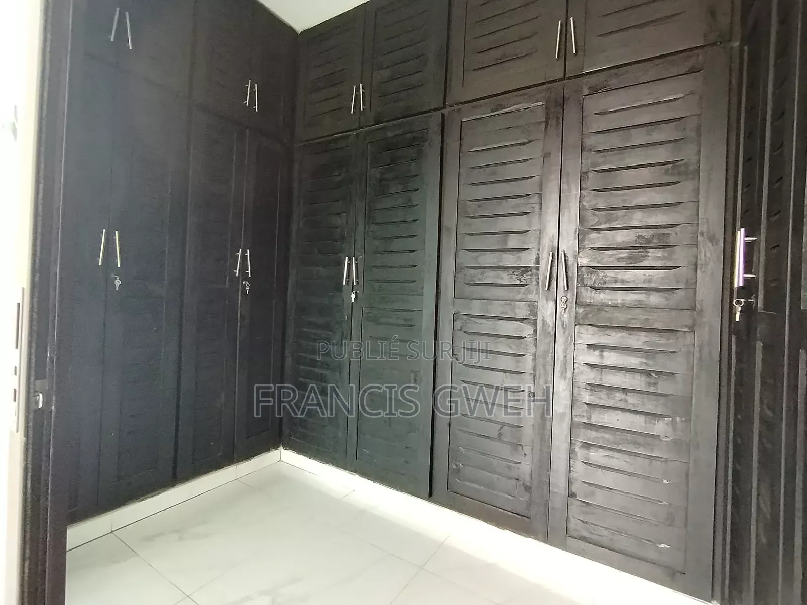 4chbre Duplex dans Francis Gweh, Cocody à Vendre