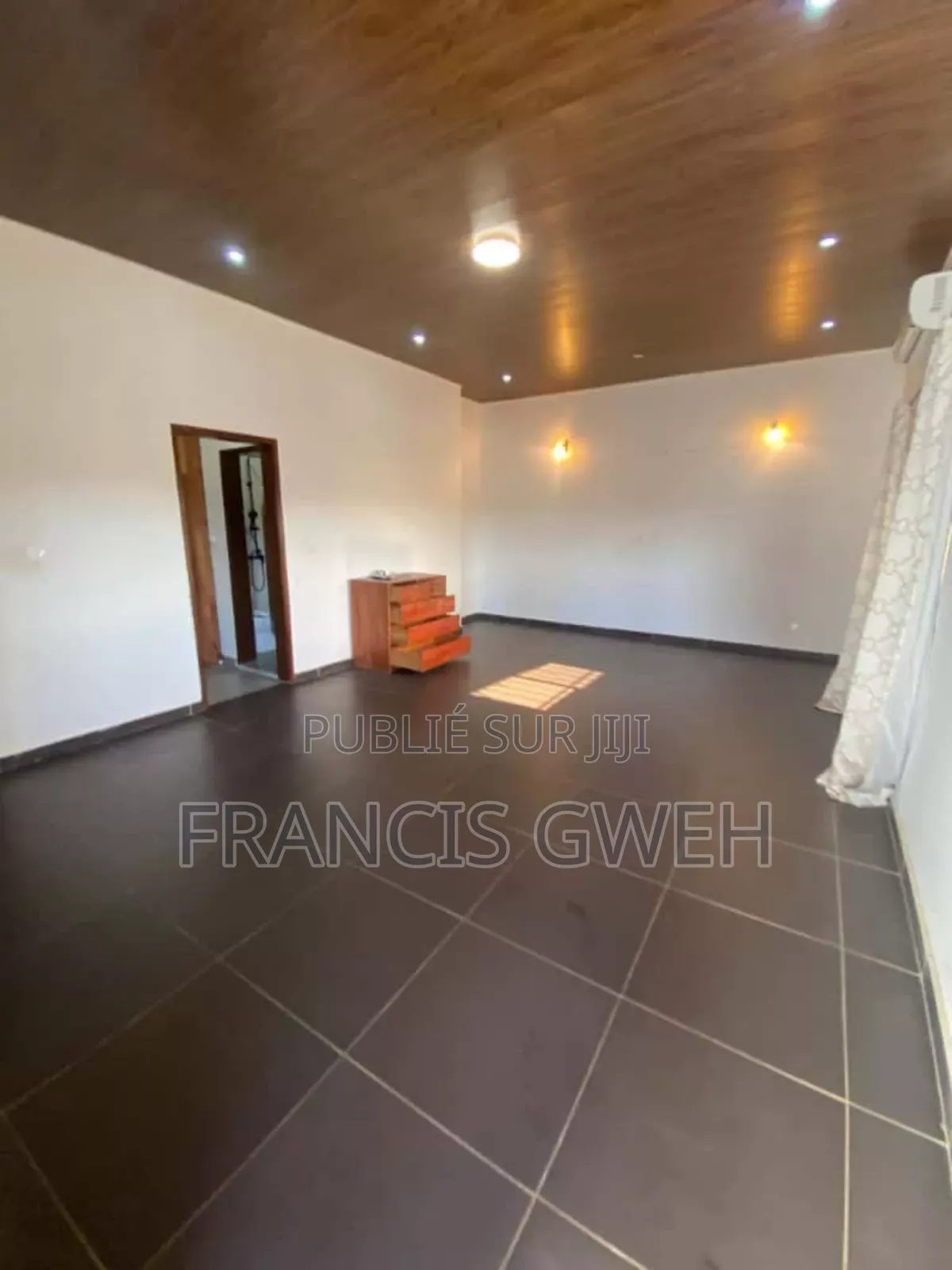4chbre Duplex dans Francis Gweh, Cocody à Vendre