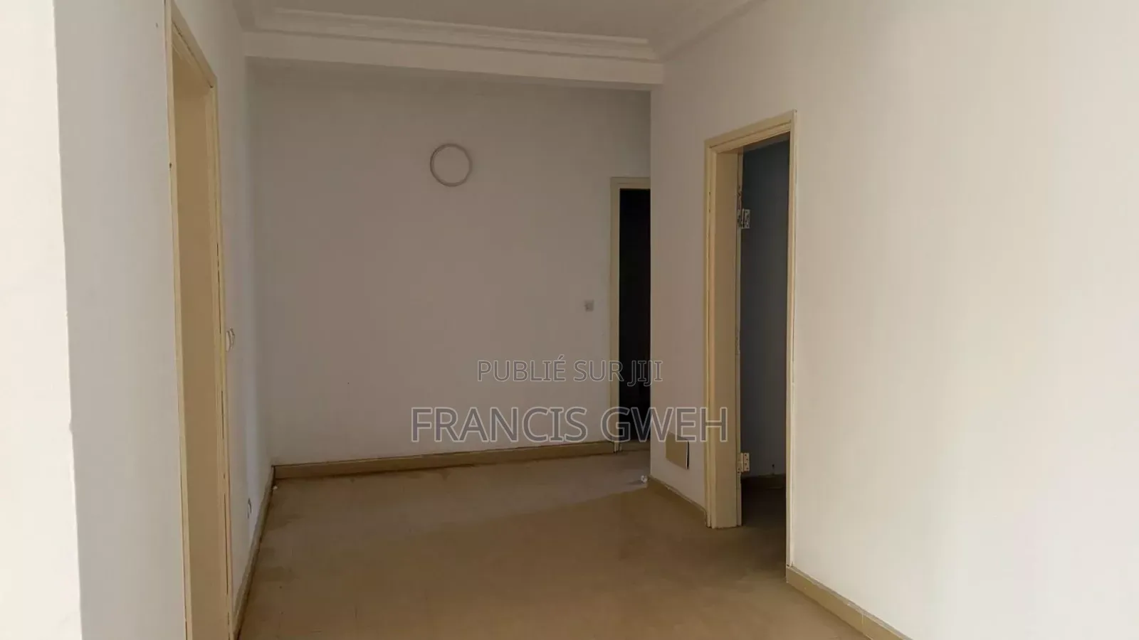 4chbre Duplex dans Francis Gweh, Cocody à Louer