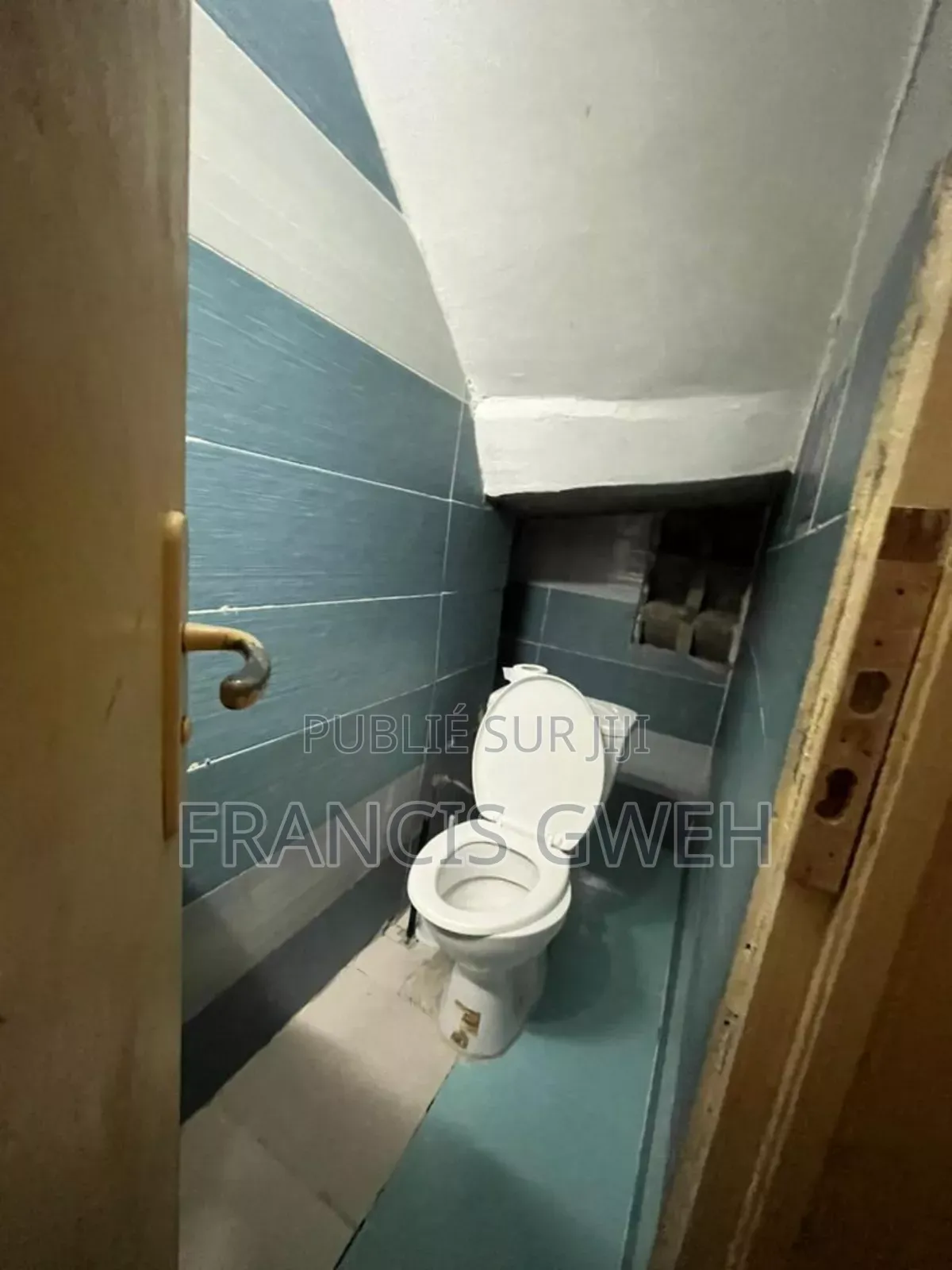 2chbre Appartement dans Francis Gweh, Cocody à Louer