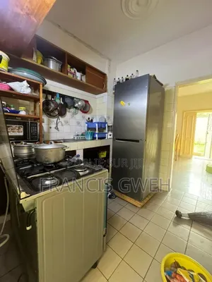 2chbre Appartement dans Francis Gweh, Cocody à Louer