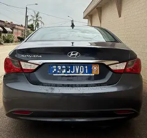 Hyundai Sonata 2012 Black