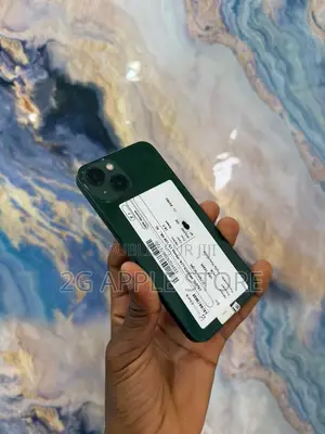 Nouveau Apple iPhone 13 128 GB Gris