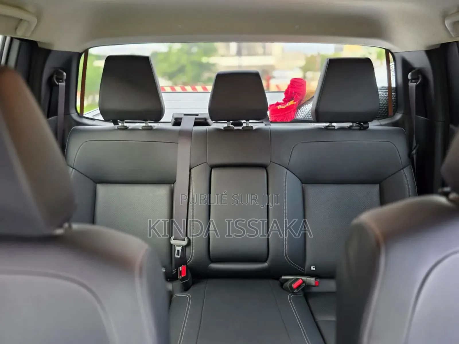 Mitsubishi L200 2025 Gris