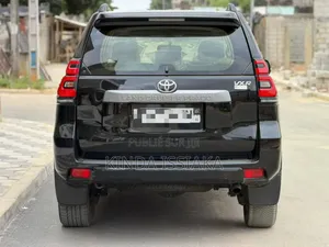 Toyota Land Cruiser Prado 2024 Black