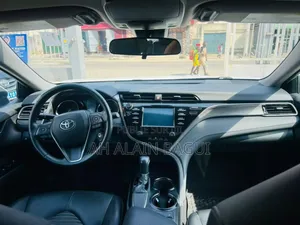 Toyota Camry L FWD 2020 Blanc