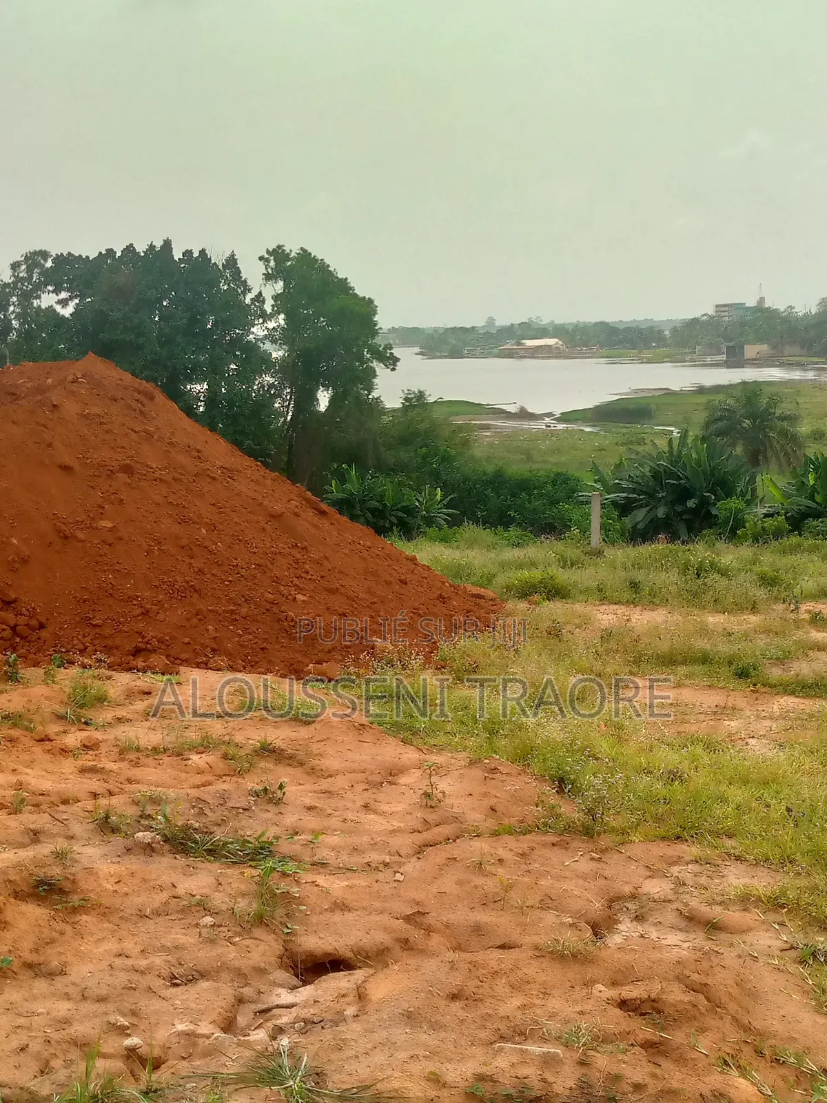 Terrain À Vendre À Cocody Riviera M'badon