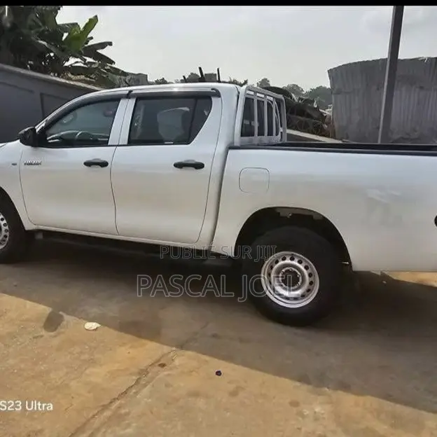 Toyota Hilux 2021 Blanc