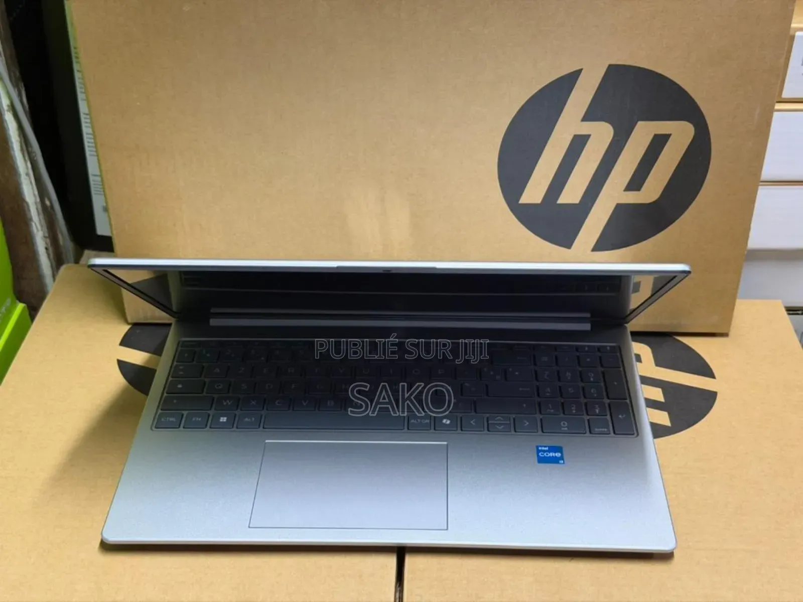 Nouveau Ordinateur Portable HP 15 8GB Intel SSD 512GB