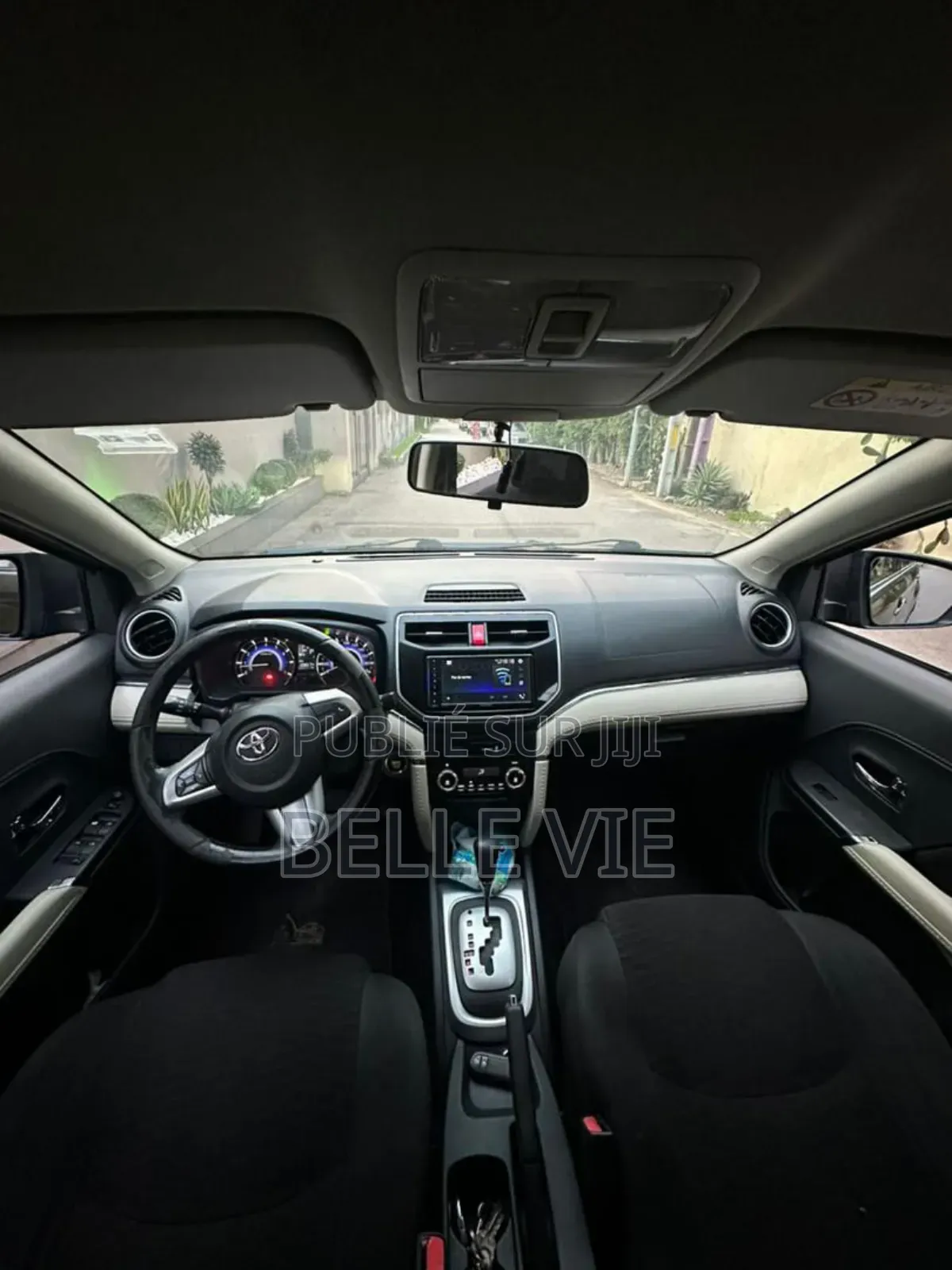 Toyota Rush 2021 Beige