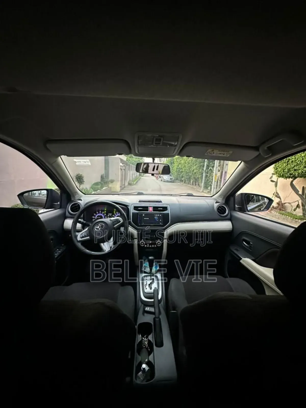 Toyota Rush 2021 Beige