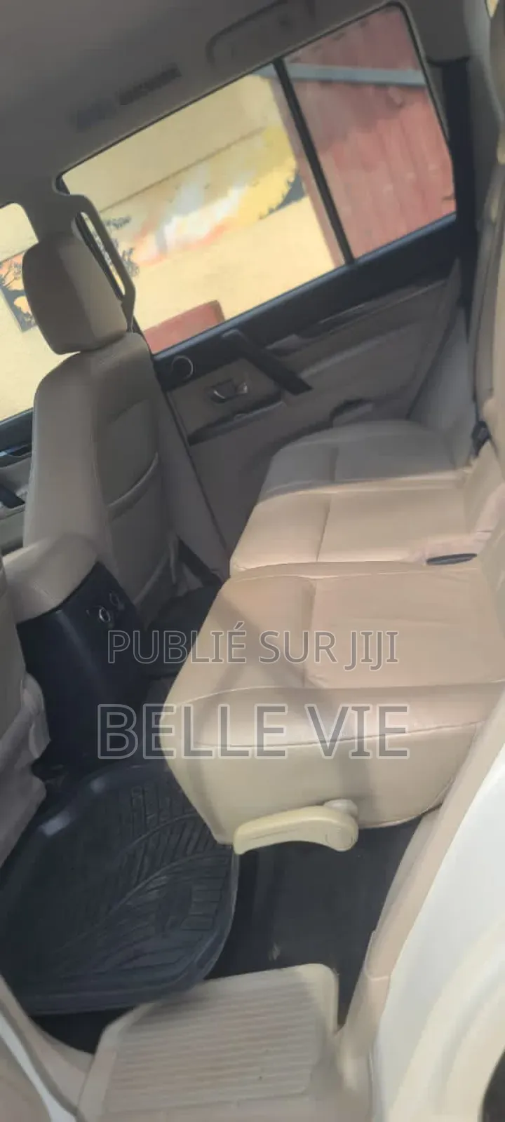 Toyota Land Cruiser Prado 2024 Blanc