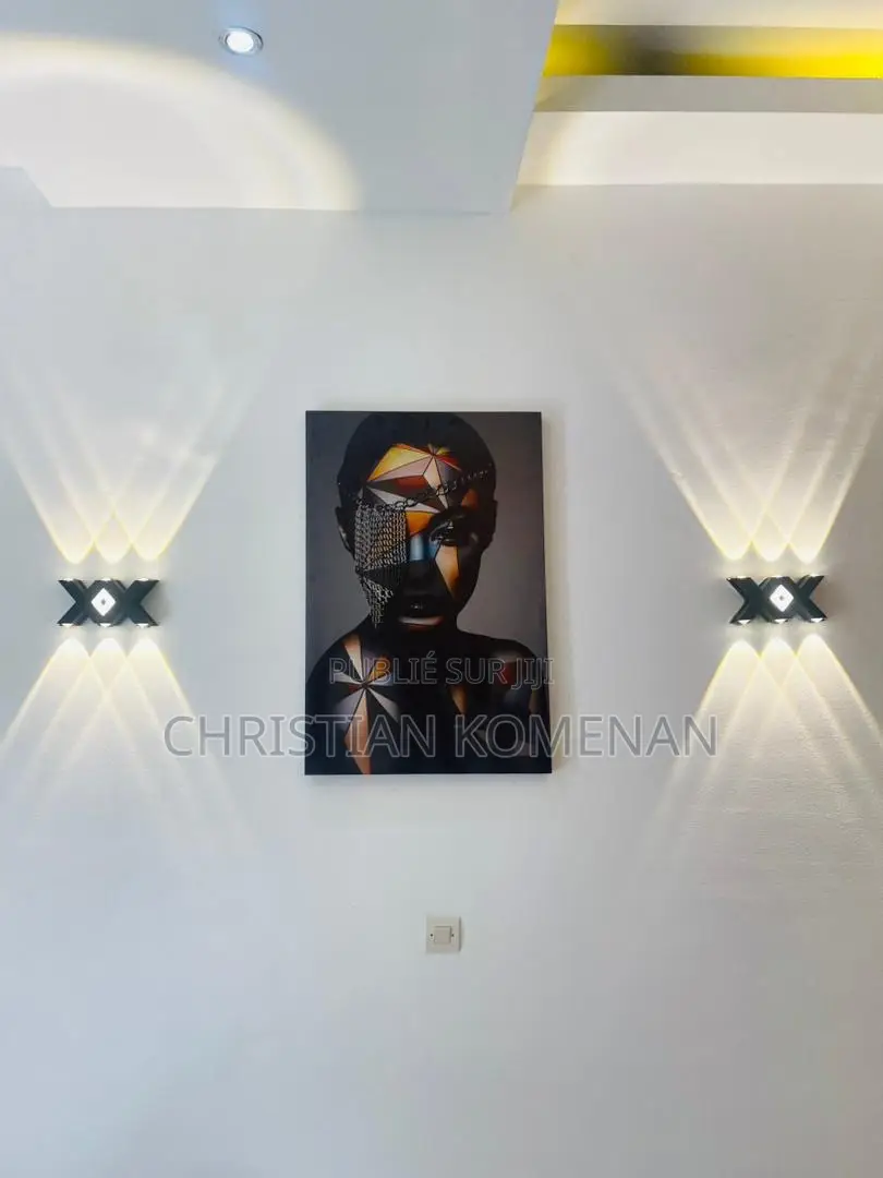 Magnifique 2 Pièces Situé À Angre CGK Au 1er