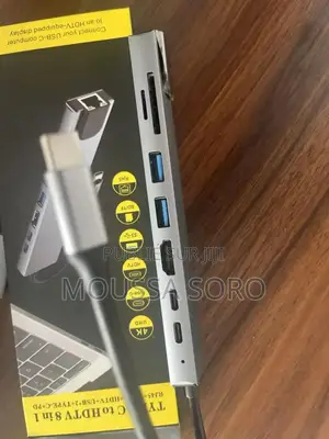 Adaptateur Usb 8 en 1 - Super Résistant - Disponible