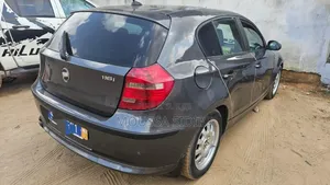 BMW 1 Series 2011 Bleu