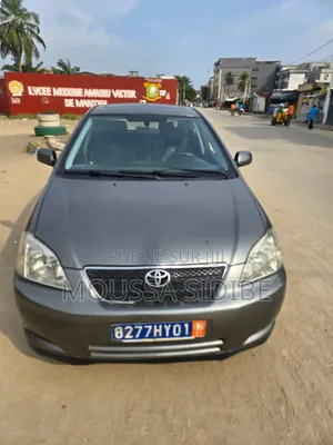 Toyota Corolla 1.4 C 2005 Gris