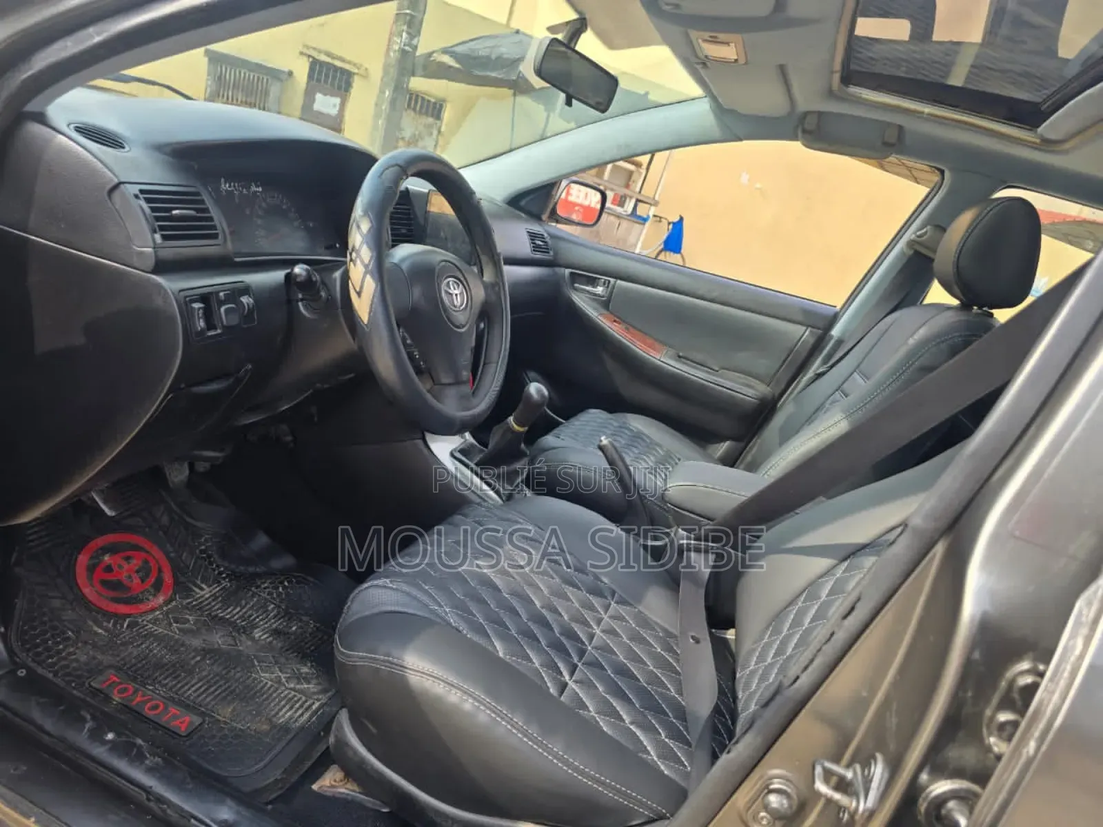 Toyota Corolla 1.4 C 2005 Gris