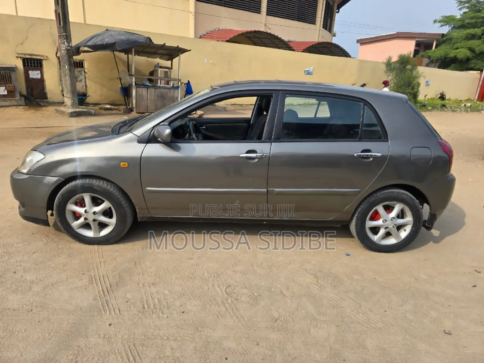 Toyota Corolla 1.4 C 2005 Gris