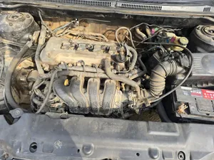 Toyota Corolla 1.4 C 2005 Gris