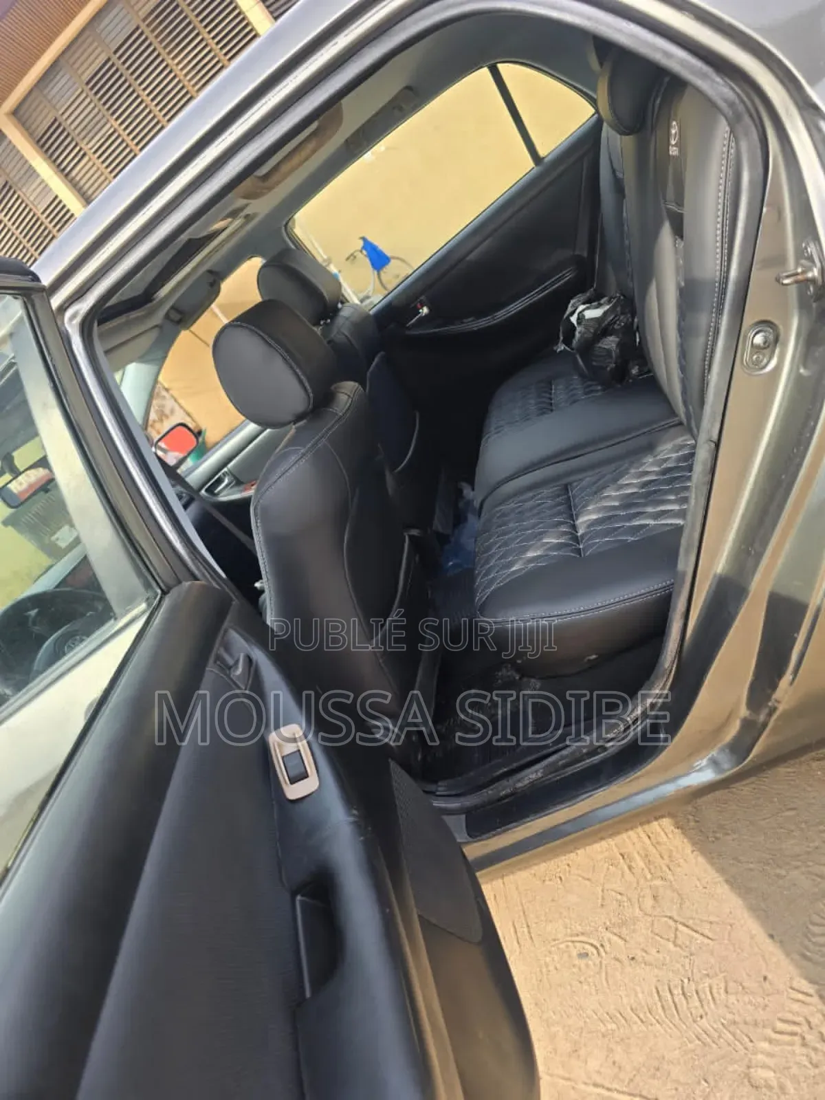 Toyota Corolla 1.4 C 2005 Gris