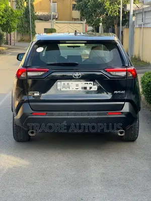 Toyota RAV4 LE AWD 2020 Black
