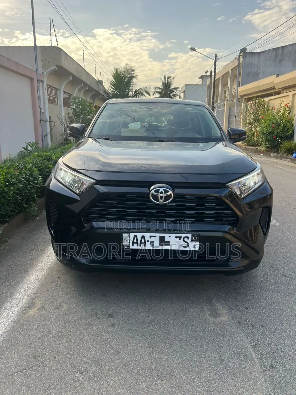 Toyota RAV4 LE AWD 2020 Black
